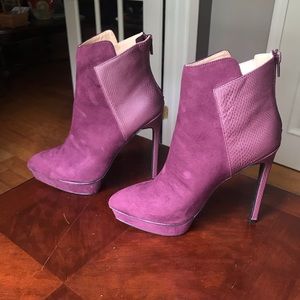 Burgundy heeled boots ( dark plum )